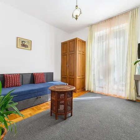 别墅 Private With Terrace - 布拉索夫