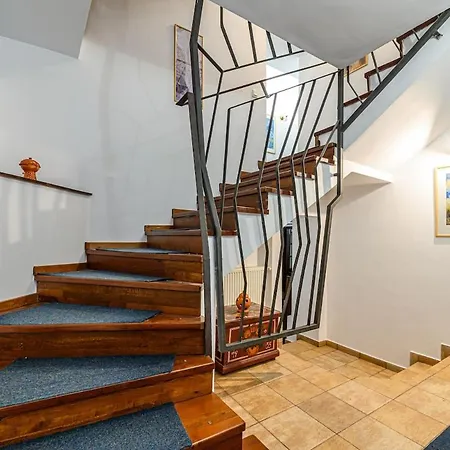 Villa Private With Terrace - Brasov