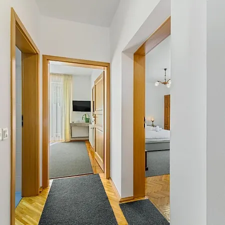 Private With Terrace - Brasov