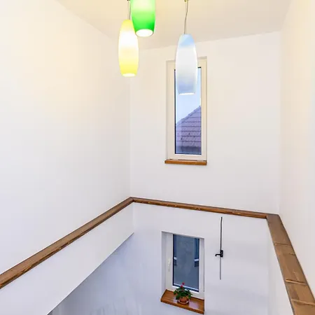 Private With Terrace - Villa Brasov