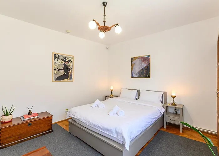 Private With Terrace - * 布拉索夫