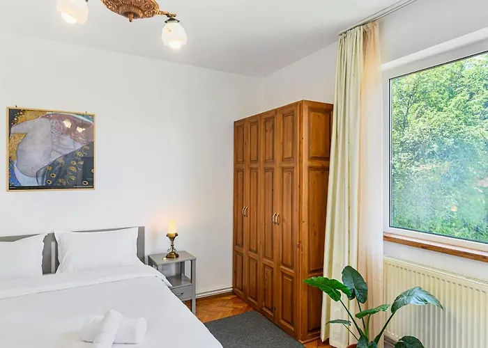 Private With Terrace - 别墅 *